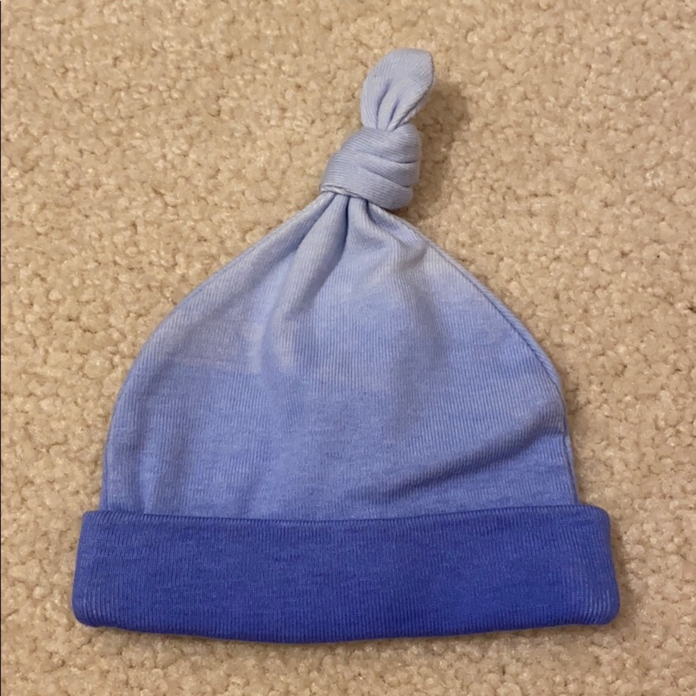 NWT gap baby newborn hat